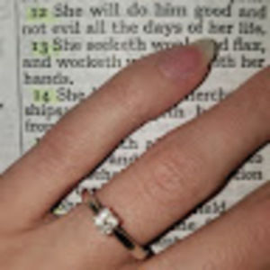 Meet your Posher, Alicia